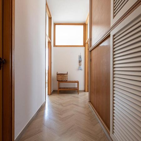 Ventodue Apartment Rimini Bagian luar foto