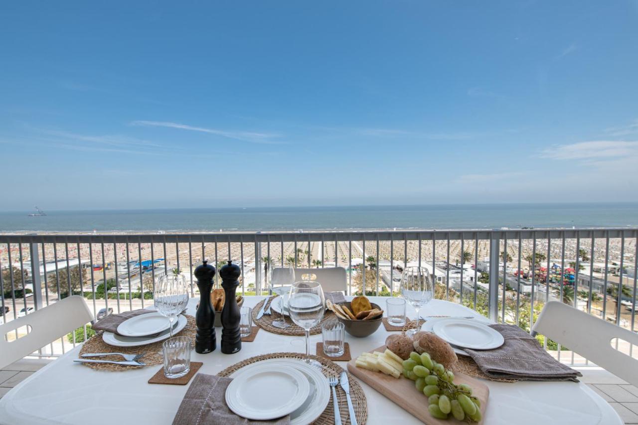 Ventodue Apartment Rimini Bagian luar foto