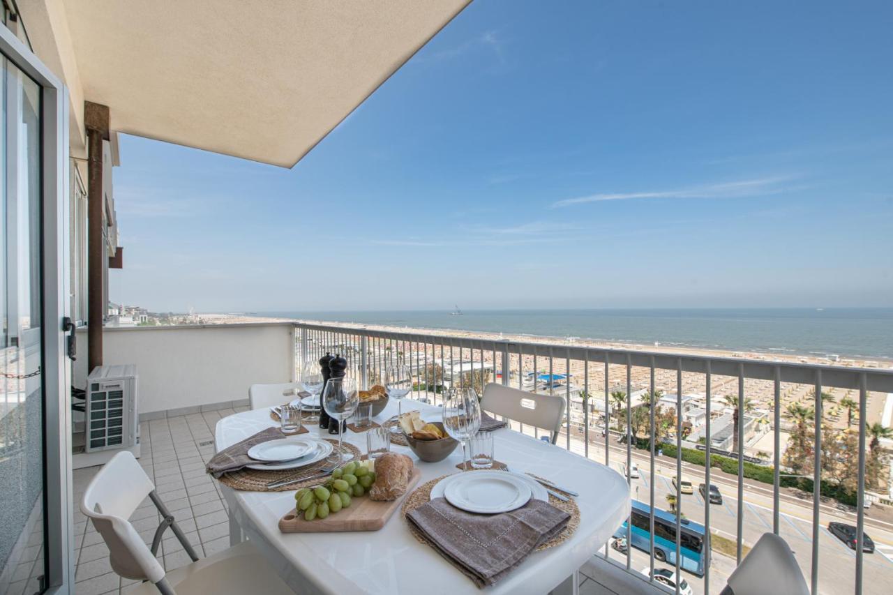 Ventodue Apartment Rimini Bagian luar foto