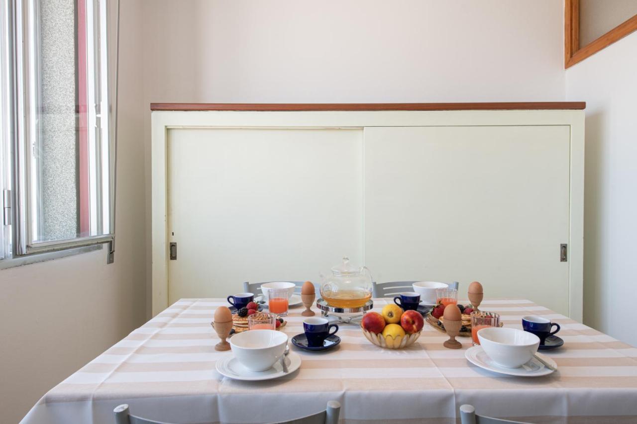 Ventodue Apartment Rimini Bagian luar foto
