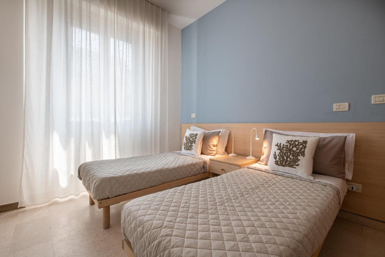 Ventodue Apartment Rimini Bagian luar foto